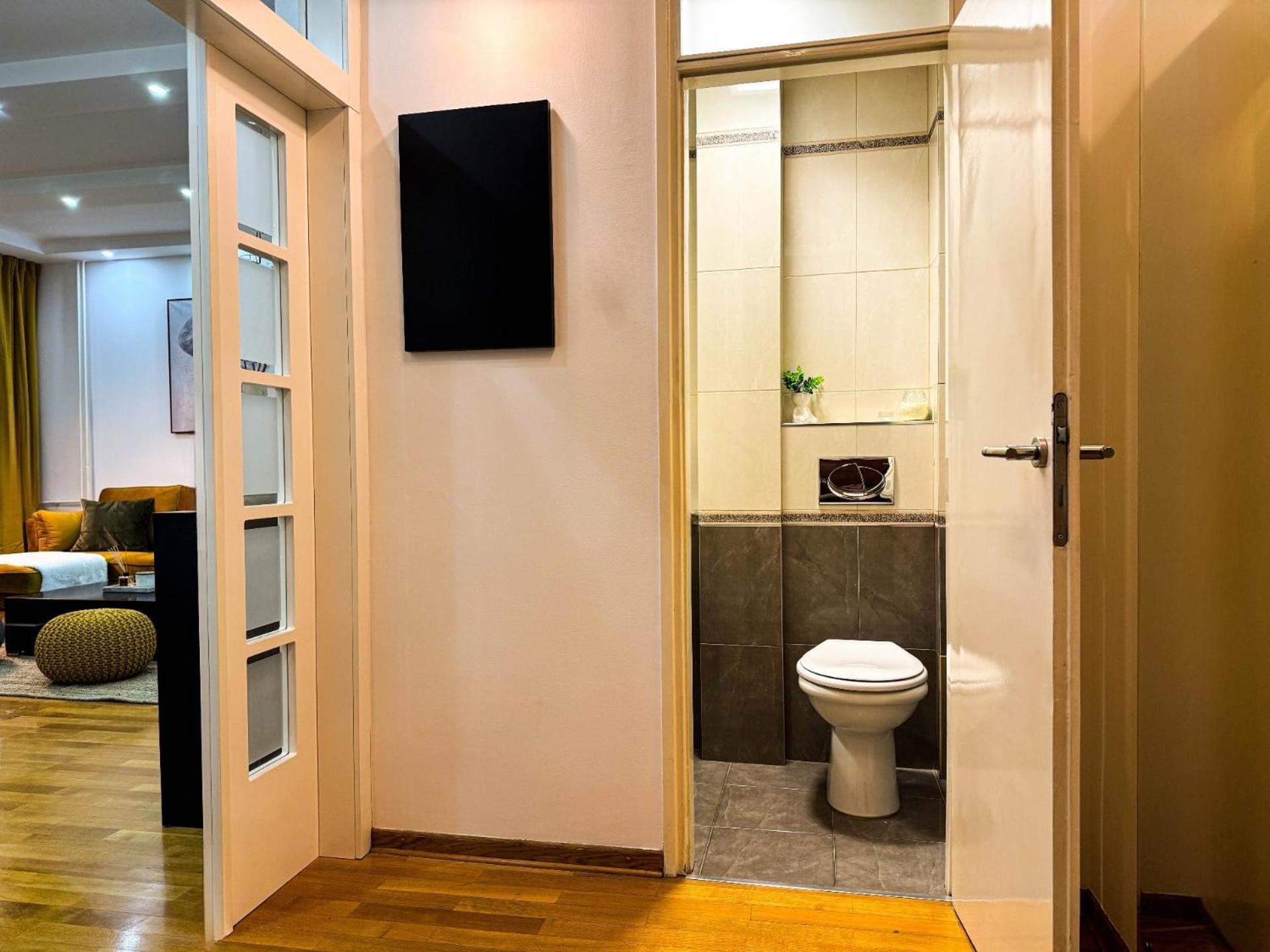 Big Company Old Town Treasure Renovated Apartment Belgrade Exterior photo